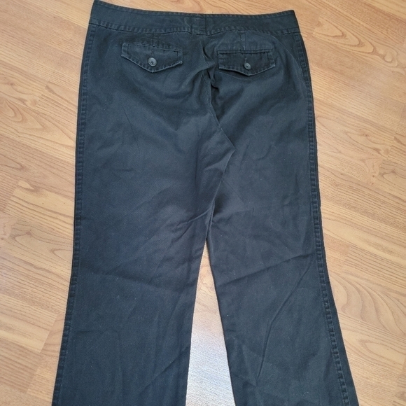 𝅺Banana Republic Martin Black Cropped Size 10 - Picture 8 of 8